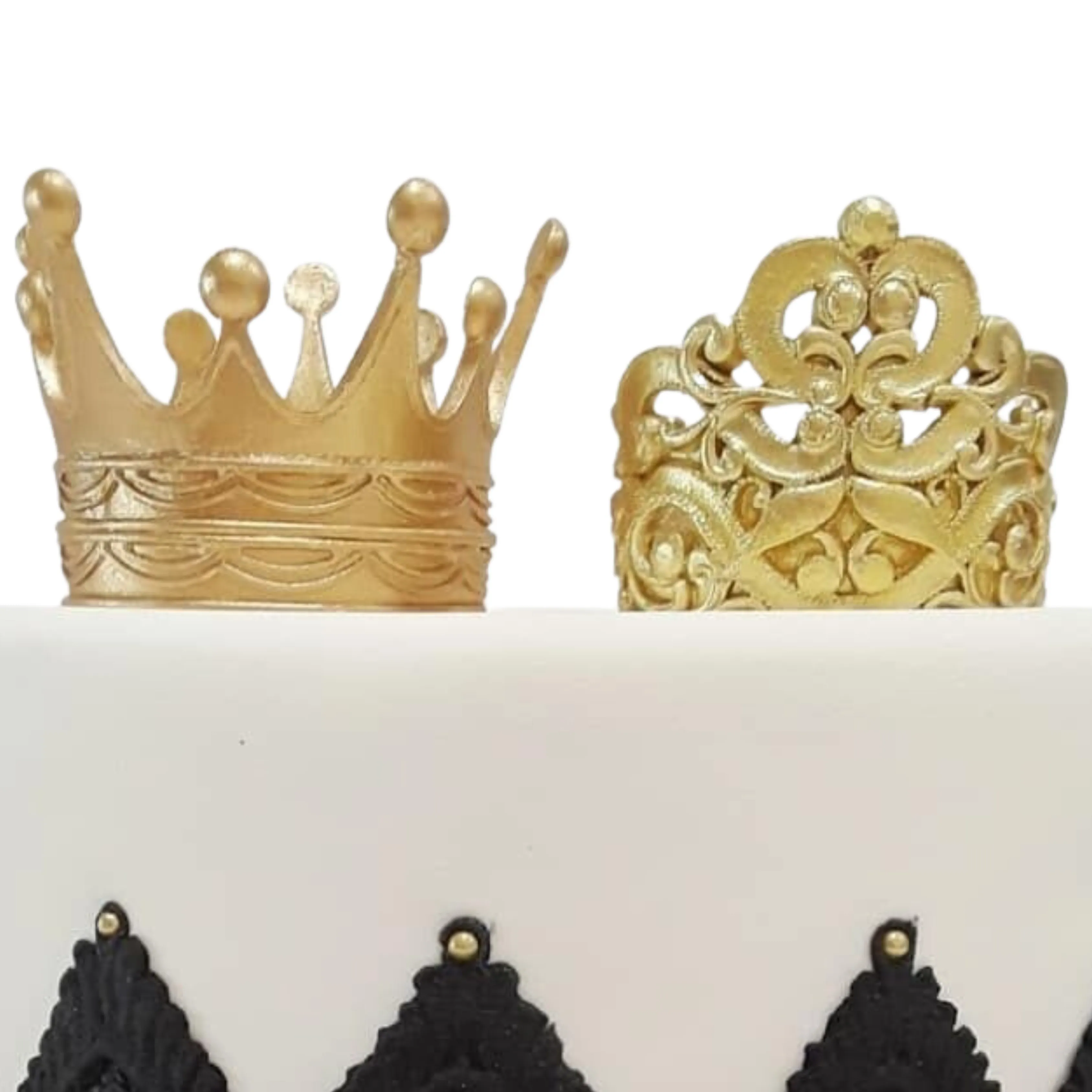 Queen And King Fondant Cake